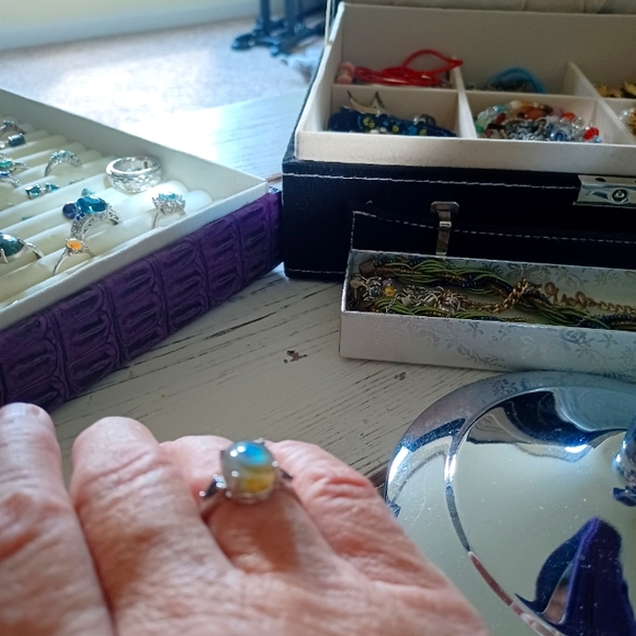 Labradorite Ring with Black Diamond Accents - Picture 3 of 3